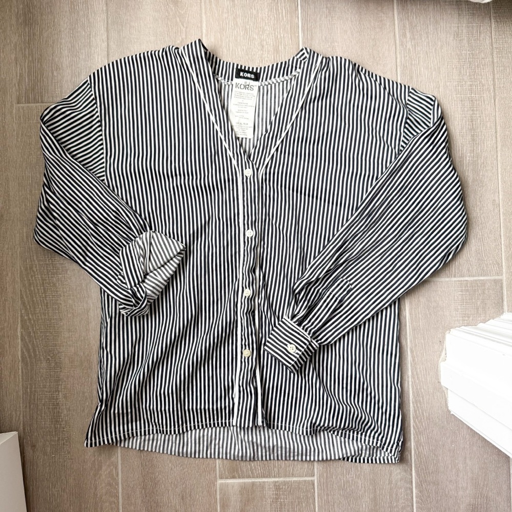 Michael Kors Black and White Casual Button Down Shirt